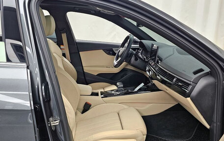 Audi A4, 2021 год, 2 950 000 рублей, 11 фотография