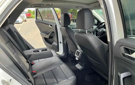 Volkswagen T-Roc I, 2021 год, 1 780 000 рублей, 14 фотография