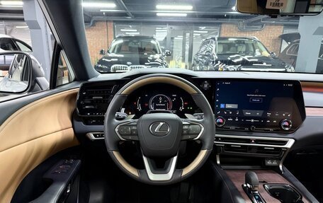 Lexus RX IV рестайлинг, 2023 год, 11 300 000 рублей, 6 фотография