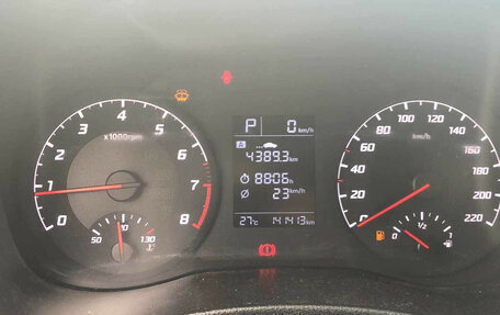 Hyundai Solaris II рестайлинг, 2021 год, 1 300 000 рублей, 9 фотография