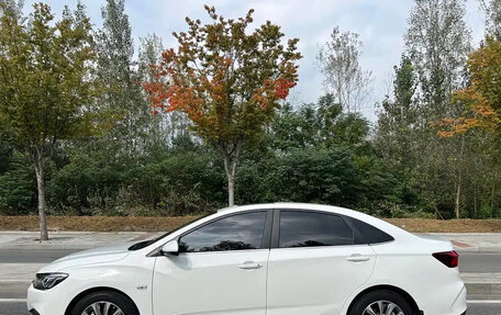 Chevrolet Monza, 2021 год, 1 030 000 рублей, 5 фотография