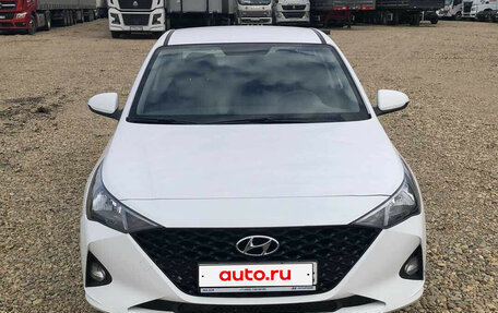 Hyundai Solaris II рестайлинг, 2021 год, 1 300 000 рублей, 2 фотография