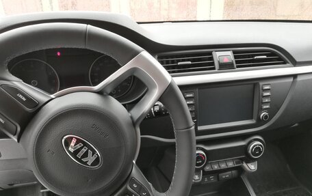 KIA Rio IV, 2018 год, 1 500 000 рублей, 4 фотография