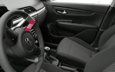 KIA Rio IV, 2018 год, 1 500 000 рублей, 3 фотография