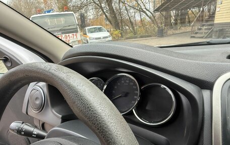 Renault Logan II, 2017 год, 345 000 рублей, 7 фотография