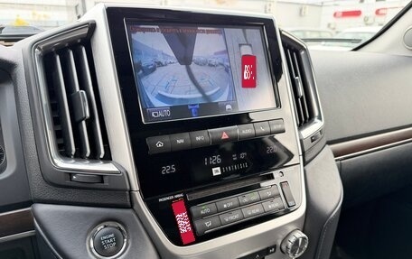 Toyota Land Cruiser 200, 2018 год, 6 250 000 рублей, 18 фотография