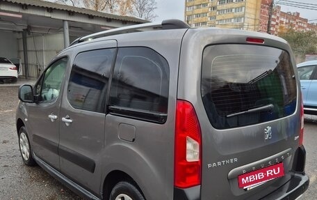 Peugeot Partner II рестайлинг 2, 2012 год, 500 000 рублей, 3 фотография