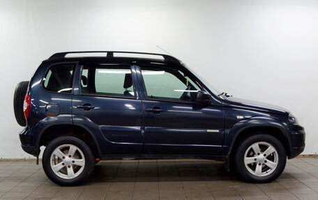 Chevrolet Niva I рестайлинг, 2017 год, 550 000 рублей, 4 фотография