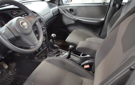 Chevrolet Niva I рестайлинг, 2017 год, 550 000 рублей, 14 фотография