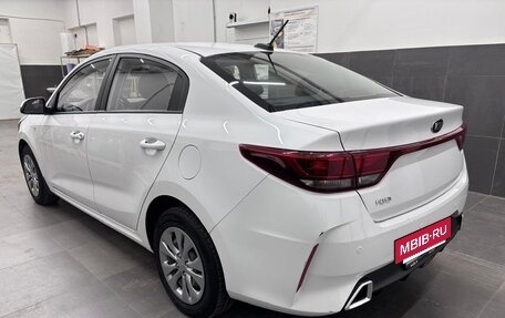 KIA Rio IV, 2021 год, 1 550 000 рублей, 5 фотография