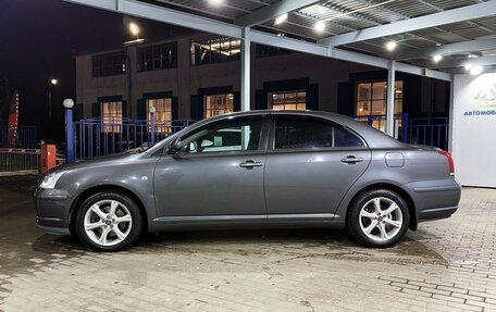 Toyota Avensis III рестайлинг, 2005 год, 699 000 рублей, 2 фотография