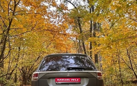 Mitsubishi Outlander III рестайлинг 3, 2013 год, 1 420 000 рублей, 7 фотография