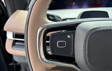 Lincoln Navigator, 2025 год, 16 500 000 рублей, 15 фотография