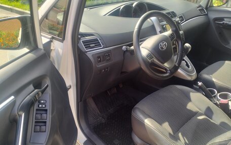 Toyota Verso I, 2013 год, 1 280 000 рублей, 7 фотография