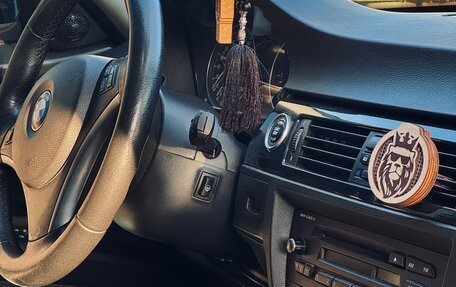 BMW 3 серия, 2009 год, 1 000 000 рублей, 4 фотография