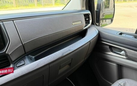 Ford Tourneo Custom I рестайлинг, 2023 год, 3 800 000 рублей, 9 фотография