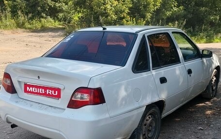 Daewoo Nexia I рестайлинг, 2012 год, 200 000 рублей, 2 фотография