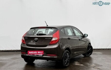 Hyundai Solaris II рестайлинг, 2015 год, 990 000 рублей, 5 фотография