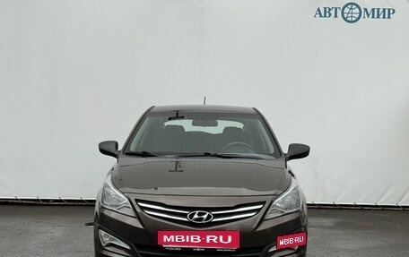 Hyundai Solaris II рестайлинг, 2015 год, 990 000 рублей, 2 фотография
