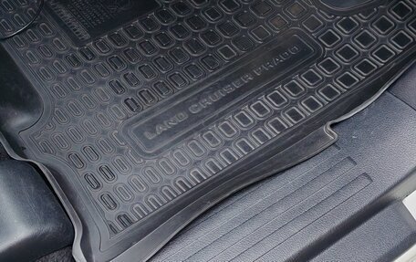 Toyota Land Cruiser Prado 150 рестайлинг 2, 2018 год, 6 390 000 рублей, 8 фотография