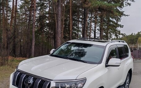 Toyota Land Cruiser Prado 150 рестайлинг 2, 2018 год, 6 390 000 рублей, 13 фотография