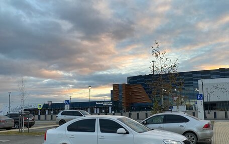 Skoda Octavia, 2010 год, 825 000 рублей, 3 фотография