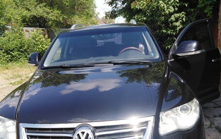 Volkswagen Touareg III, 2008 год, 1 225 000 рублей, 1 фотография