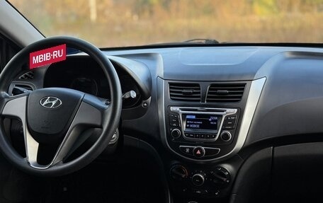 Hyundai Solaris II рестайлинг, 2014 год, 717 000 рублей, 13 фотография