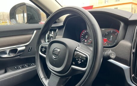 Volvo V90 Cross Country I рестайлинг, 2019 год, 3 680 000 рублей, 9 фотография