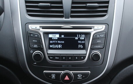 Hyundai Solaris II рестайлинг, 2015 год, 820 000 рублей, 15 фотография