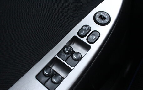 Hyundai Solaris II рестайлинг, 2015 год, 820 000 рублей, 19 фотография