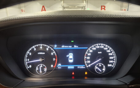 Genesis G90 I рестайлинг, 2017 год, 2 328 000 рублей, 13 фотография