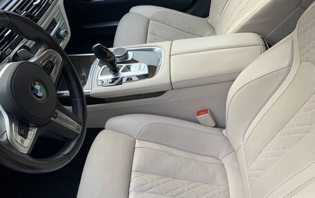 BMW 7 серия, 2018 год, 4 500 000 рублей, 16 фотография