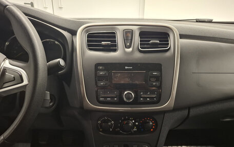 Renault Logan II, 2021 год, 954 000 рублей, 18 фотография