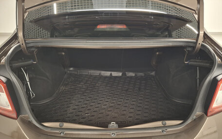 Renault Logan II, 2021 год, 954 000 рублей, 12 фотография