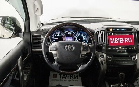 Toyota Land Cruiser 200, 2008 год, 3 198 000 рублей, 10 фотография