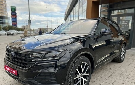 Volkswagen Touareg III, 2019 год, 4 900 000 рублей, 1 фотография