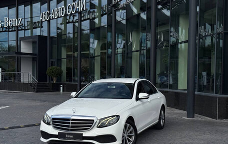 Mercedes-Benz E-Класс, 2016 год, 2 399 000 рублей, 1 фотография