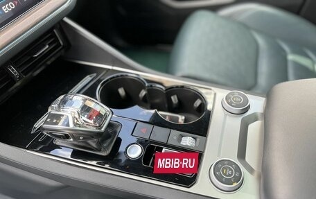 Volkswagen Touareg III, 2019 год, 4 900 000 рублей, 14 фотография