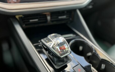 Volkswagen Touareg III, 2019 год, 4 900 000 рублей, 28 фотография