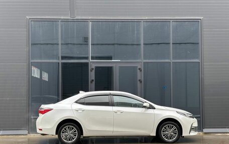 Toyota Corolla, 2018 год, 1 399 000 рублей, 5 фотография