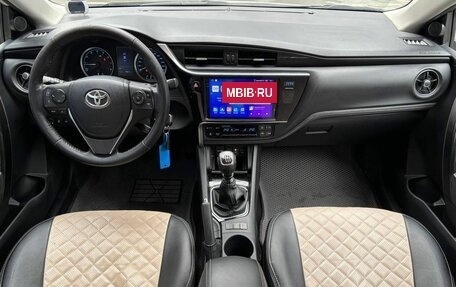 Toyota Corolla, 2018 год, 1 399 000 рублей, 10 фотография