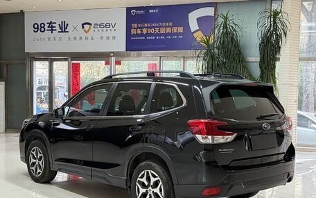 Subaru Forester, 2021 год, 3 000 000 рублей, 5 фотография