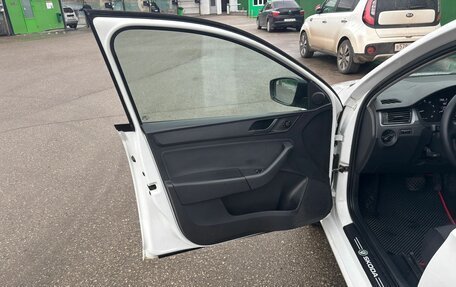 Skoda Rapid I, 2014 год, 750 000 рублей, 7 фотография