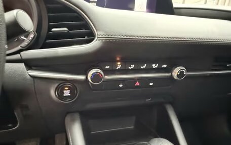 Mazda 3, 2022 год, 1 902 000 рублей, 16 фотография