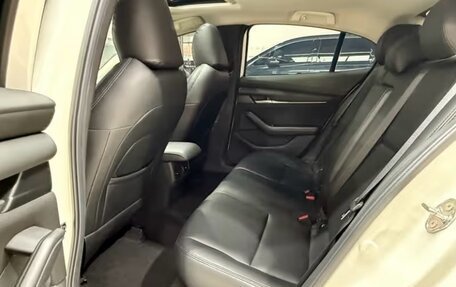 Mazda 3, 2022 год, 1 902 000 рублей, 21 фотография