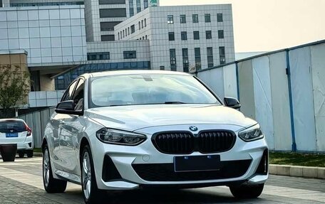 BMW 1 серия, 2021 год, 2 000 000 рублей, 3 фотография