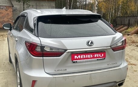 Lexus RX IV рестайлинг, 2017 год, 3 550 000 рублей, 3 фотография
