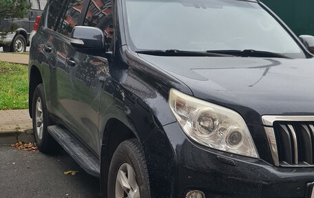 Toyota Land Cruiser Prado 150 рестайлинг 2, 2012 год, 2 900 000 рублей, 5 фотография