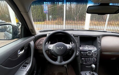 Infiniti FX II, 2010 год, 2 059 000 рублей, 11 фотография